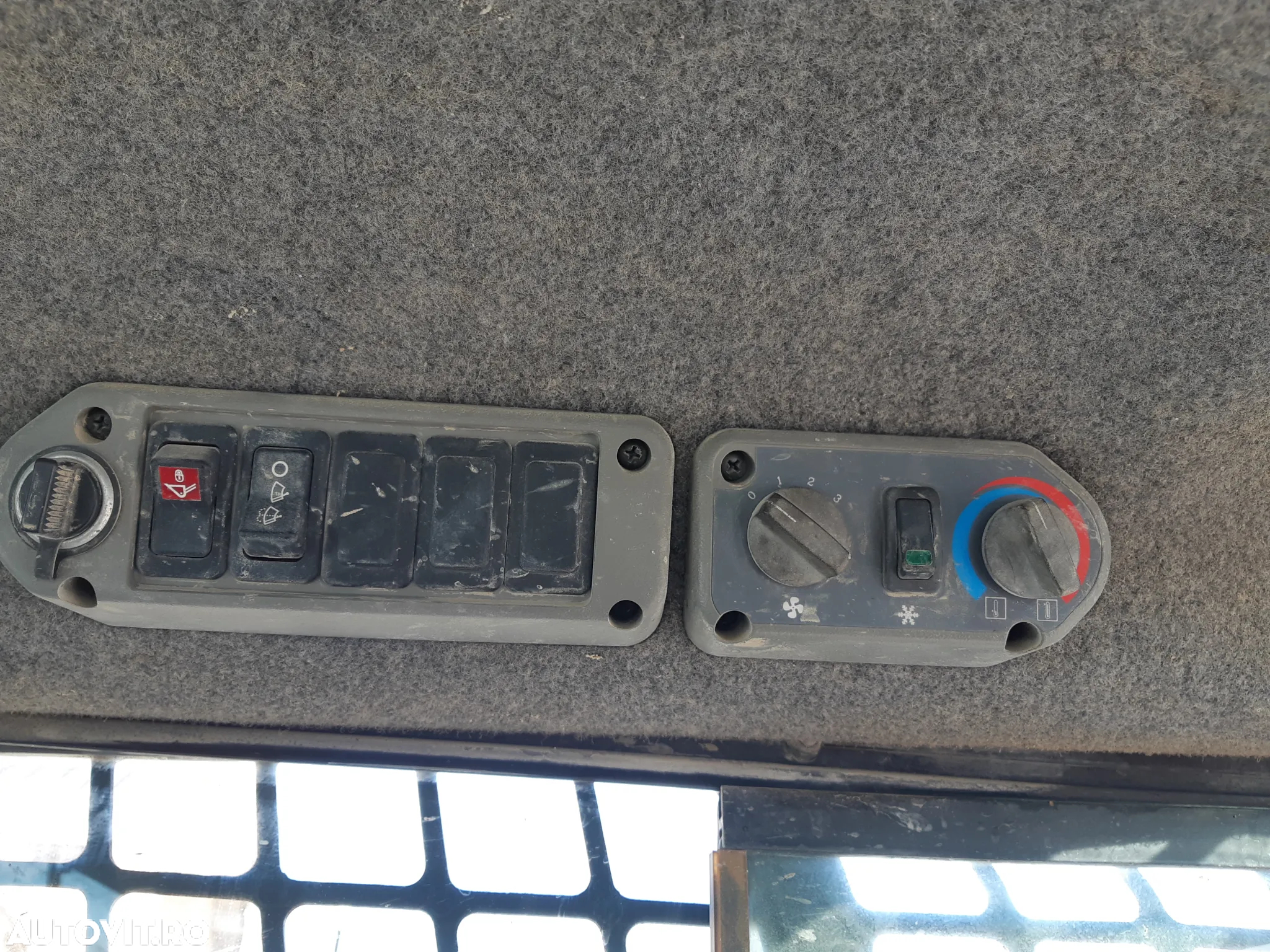 Bobcat T190 - 12