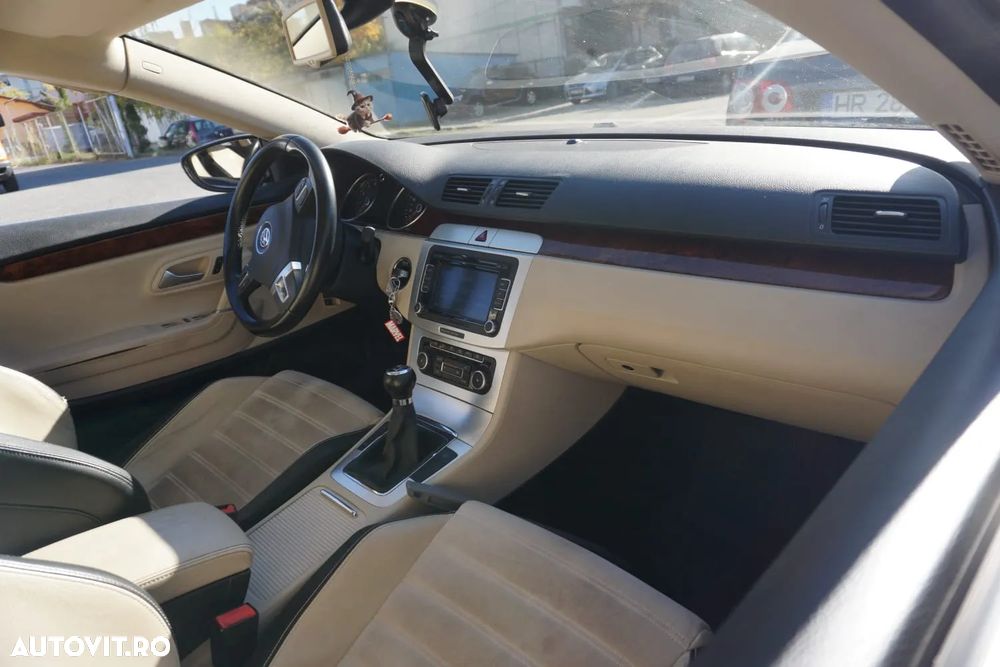 Volkswagen Passat CC 1.8 TSI - 11
