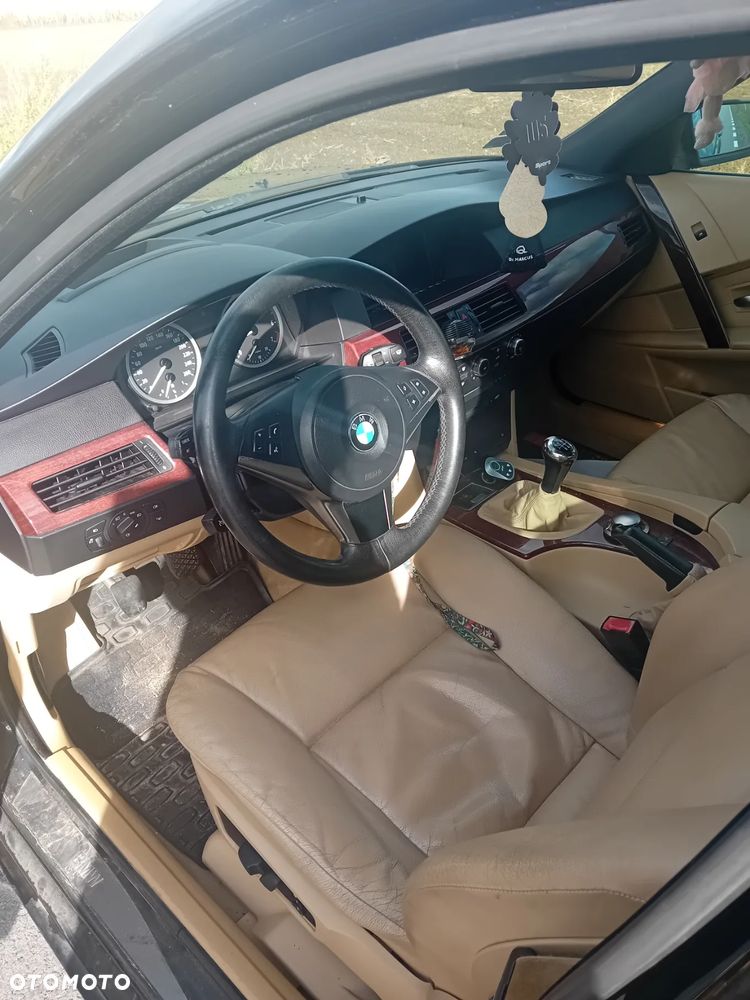 BMW Seria 5 - 14