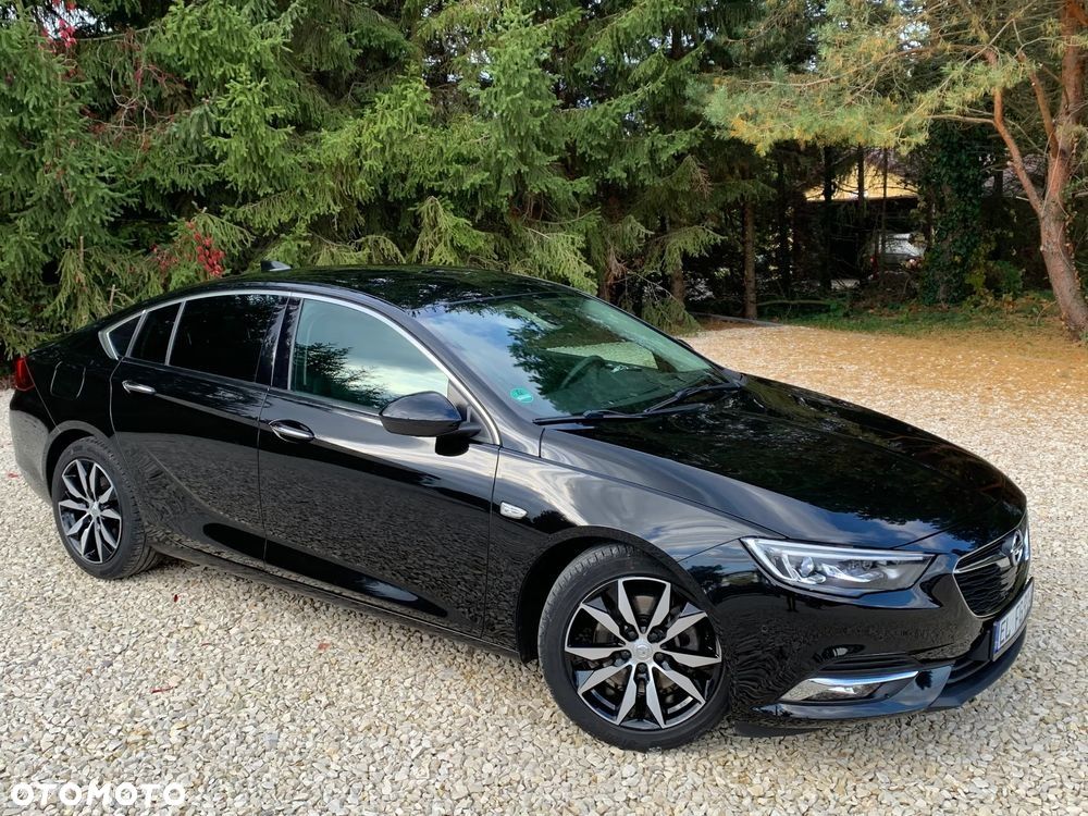 Opel Insignia - 18