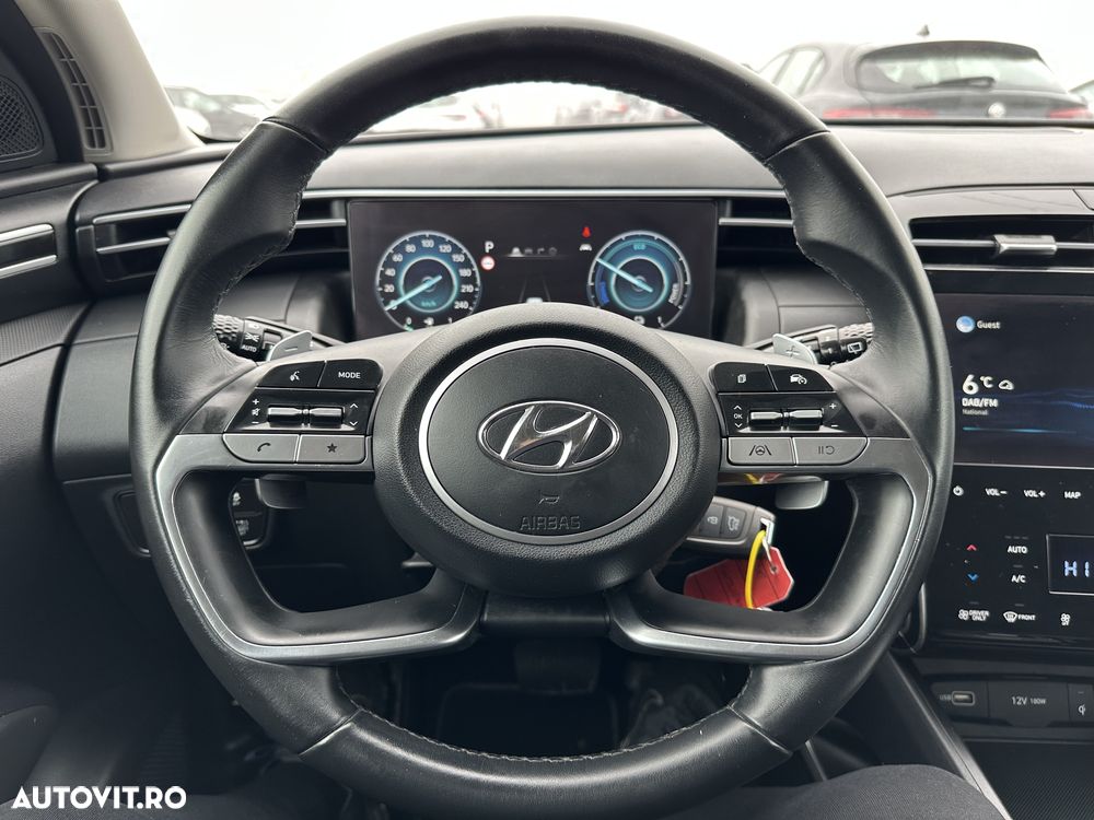 Hyundai Tucson 1.6 T-GDi HEV 2WD Select - 12