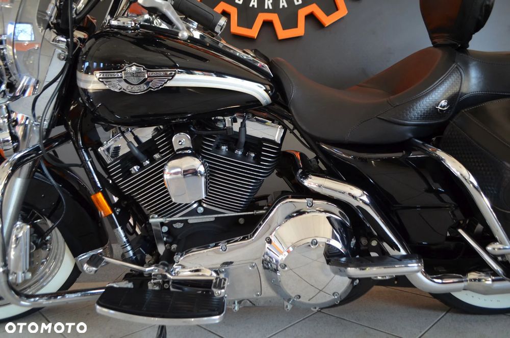 Harley-Davidson Touring Road King - 25