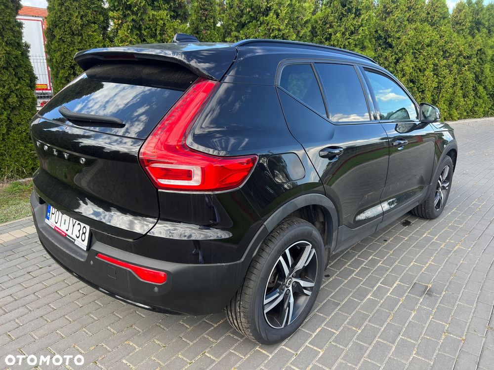 Volvo XC 40 T2 Plus Dark - 7