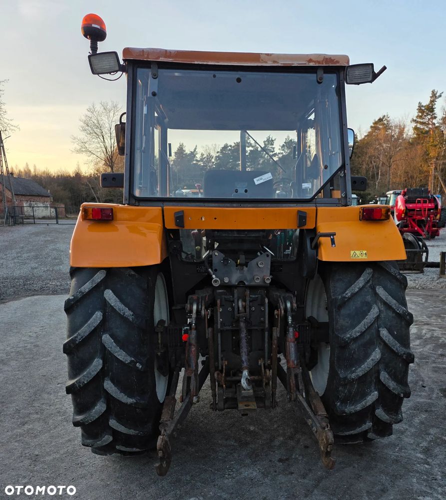 Renault Ceres 335 - 6