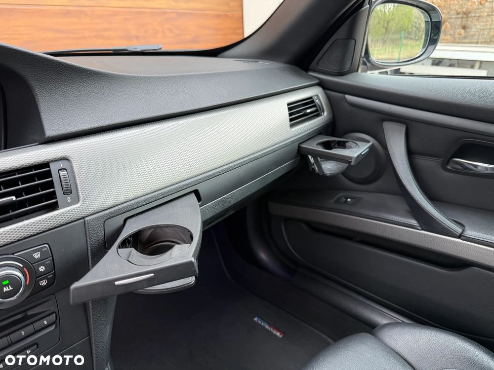 BMW Seria 3 320i M Sport Edition - 16