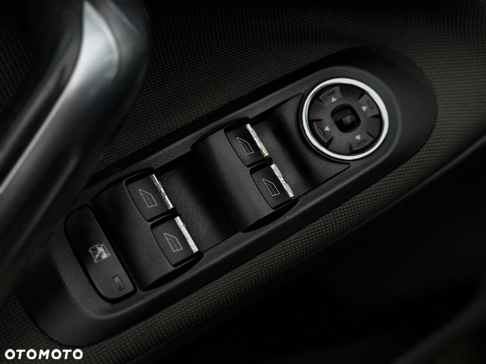 Ford S-Max 2.0 TDCi Titanium - 17