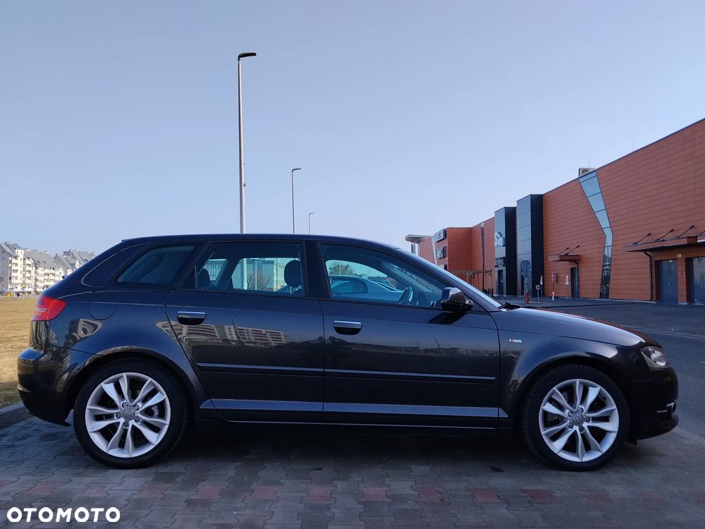Audi A3 Sportback - 7