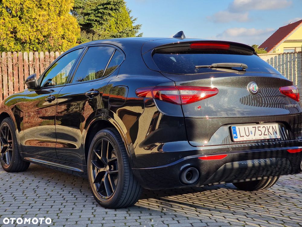 Alfa Romeo Stelvio 2.0 Turbo Veloce Q4 - 3