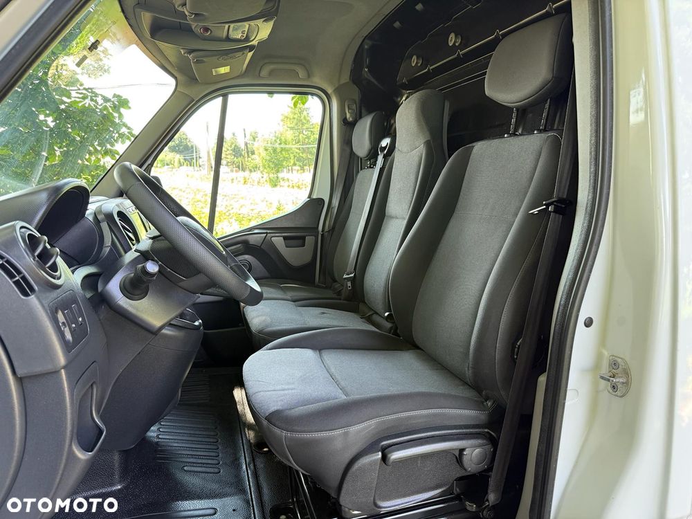 Renault Master - 15