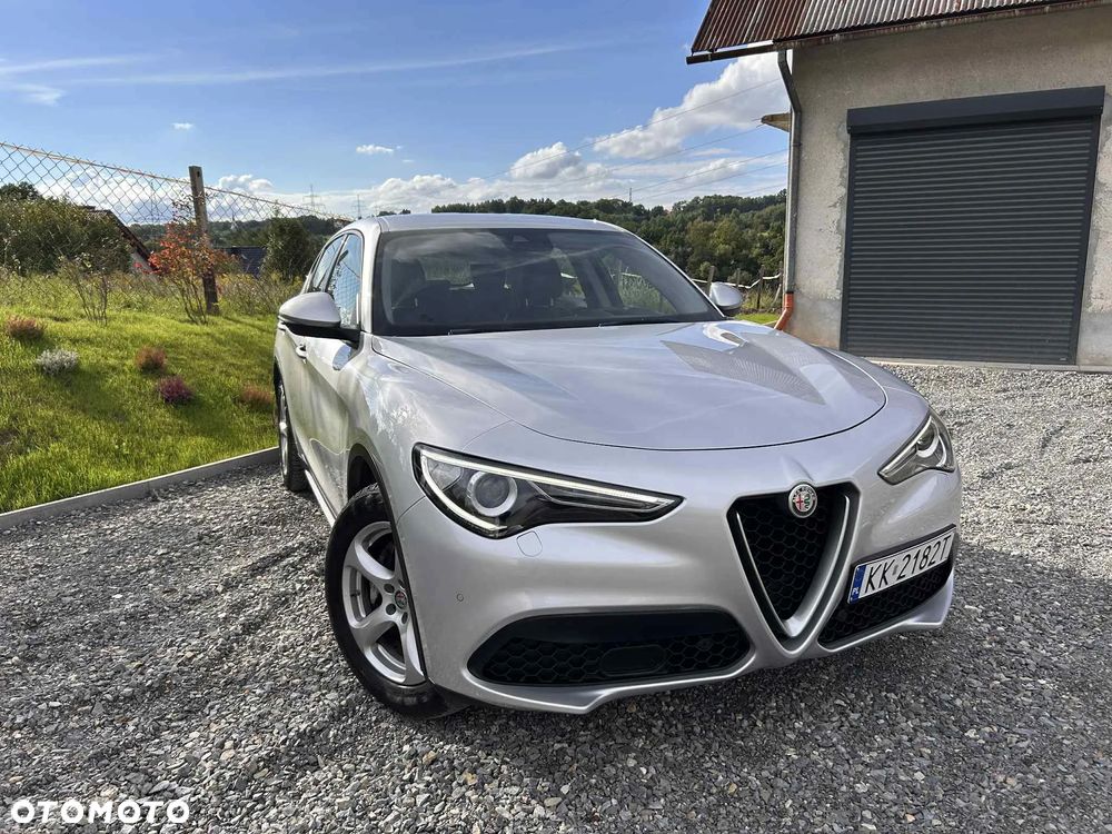Alfa Romeo Stelvio - 6