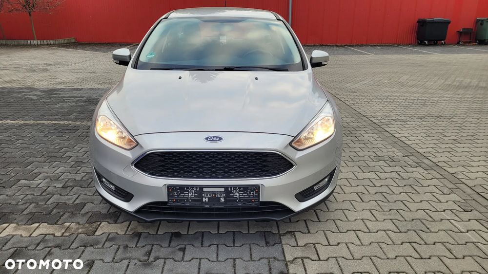 Ford Focus 1.5 TDCi SYNC Edition - 12