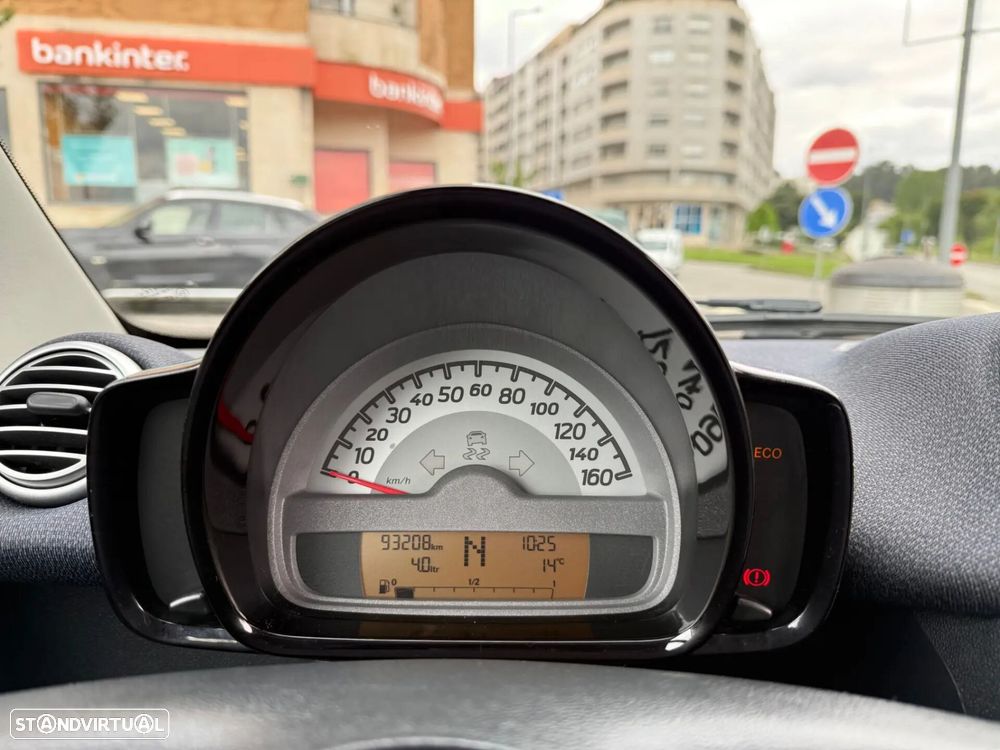 Smart ForTwo Coupé 1.0 mhd Passion 71 - 12