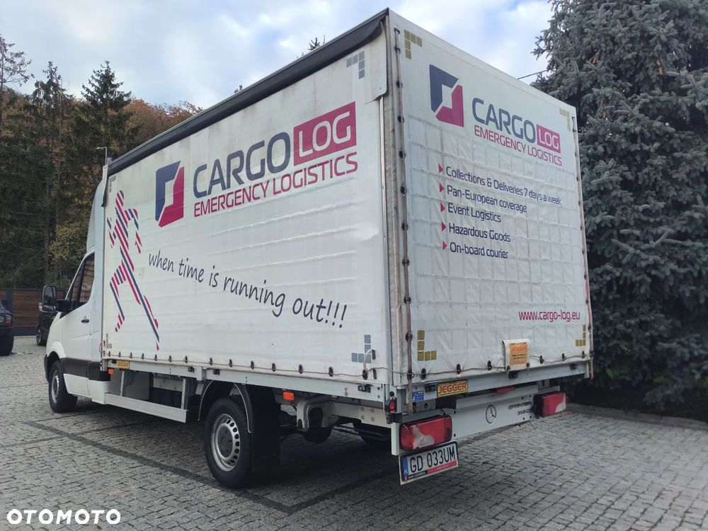 Mercedes-Benz Sprinter - 10