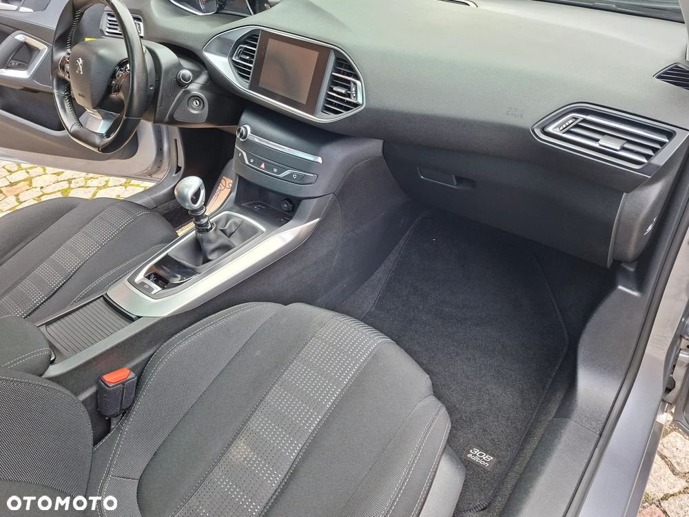 Peugeot 308 SW 1.6 BlueHDi Business Line S&S - 22