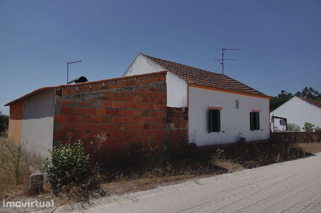 Casa de Campo - Moradia T2 com quintal -Coruche / Lamarosa / Santarém - Grande imagem: 2/14