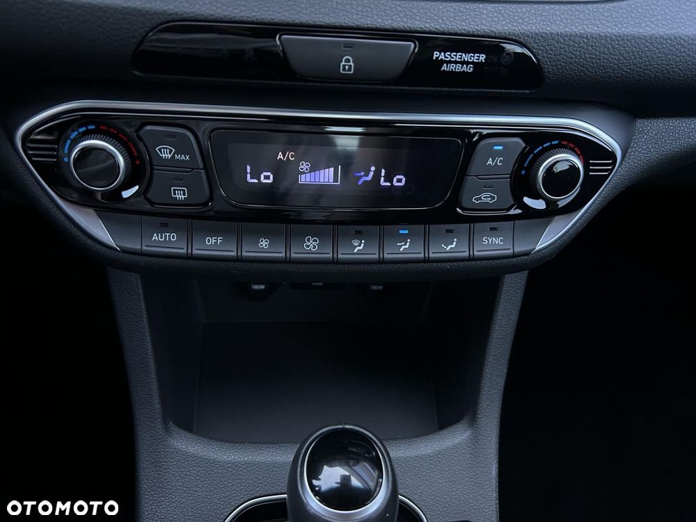 Hyundai i30 1.5 T-GDI 48V Smart DCT - 25