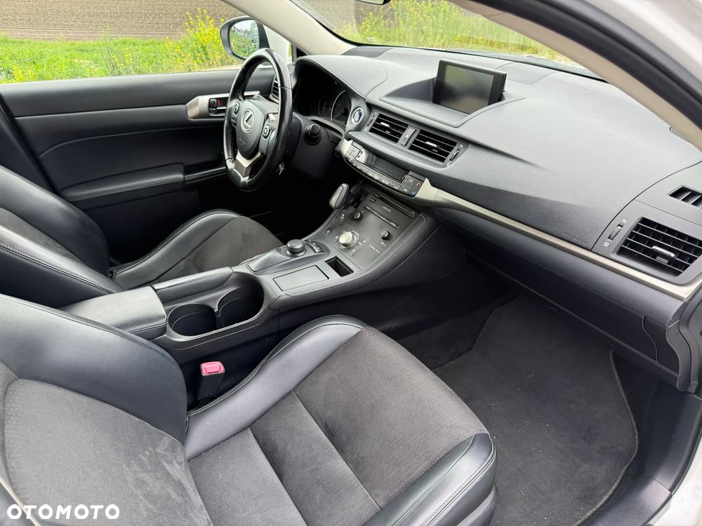 Lexus CT 200h Comfort EU6 - 14