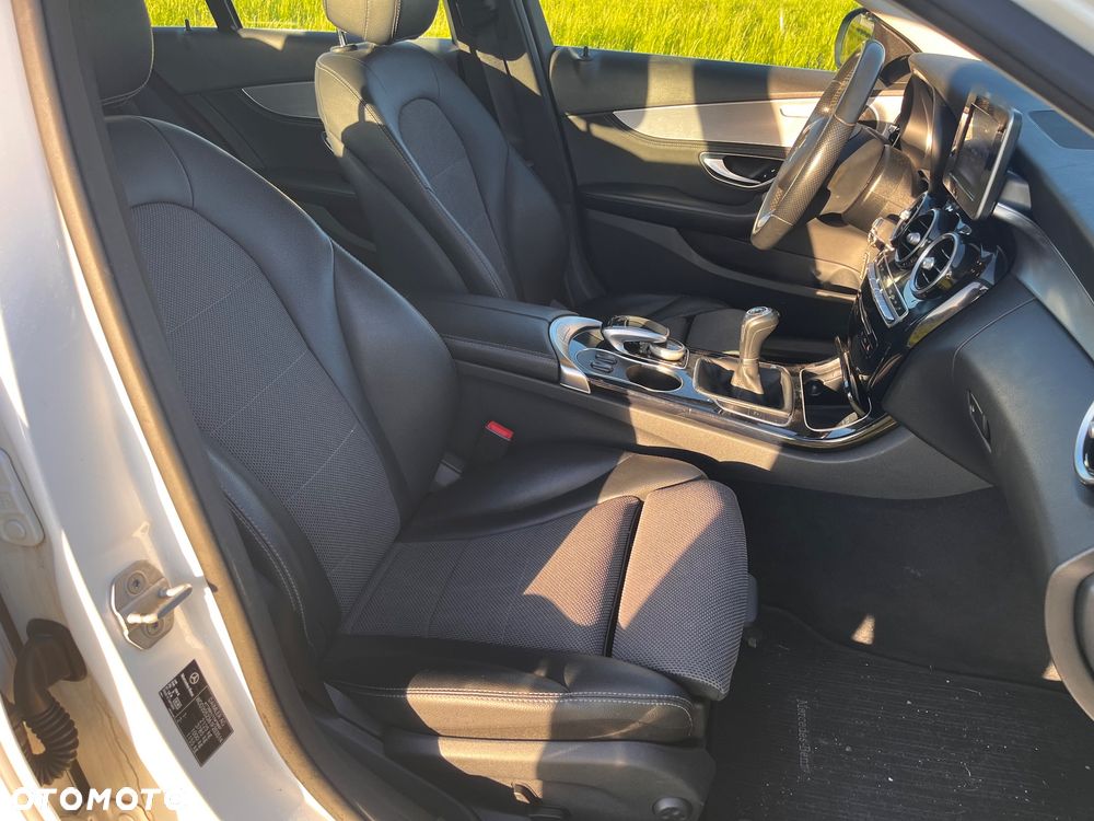Mercedes-Benz Klasa C ver-180-bluetec-d-exclusive - 22