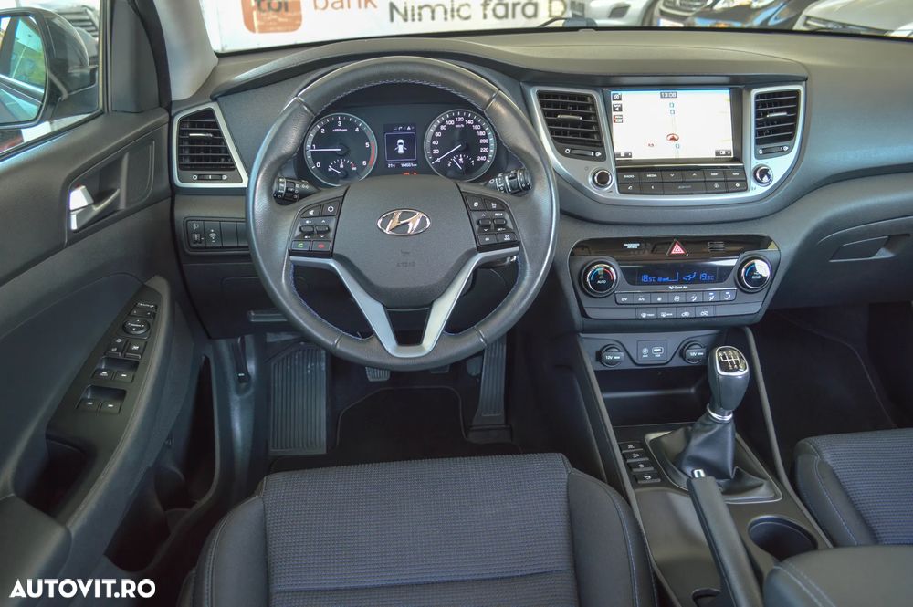 Hyundai Tucson blue 1.7 CRDi 2WD Style - 9