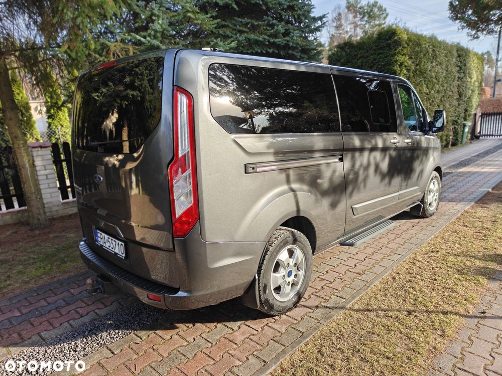 Ford Tourneo Custom - 4