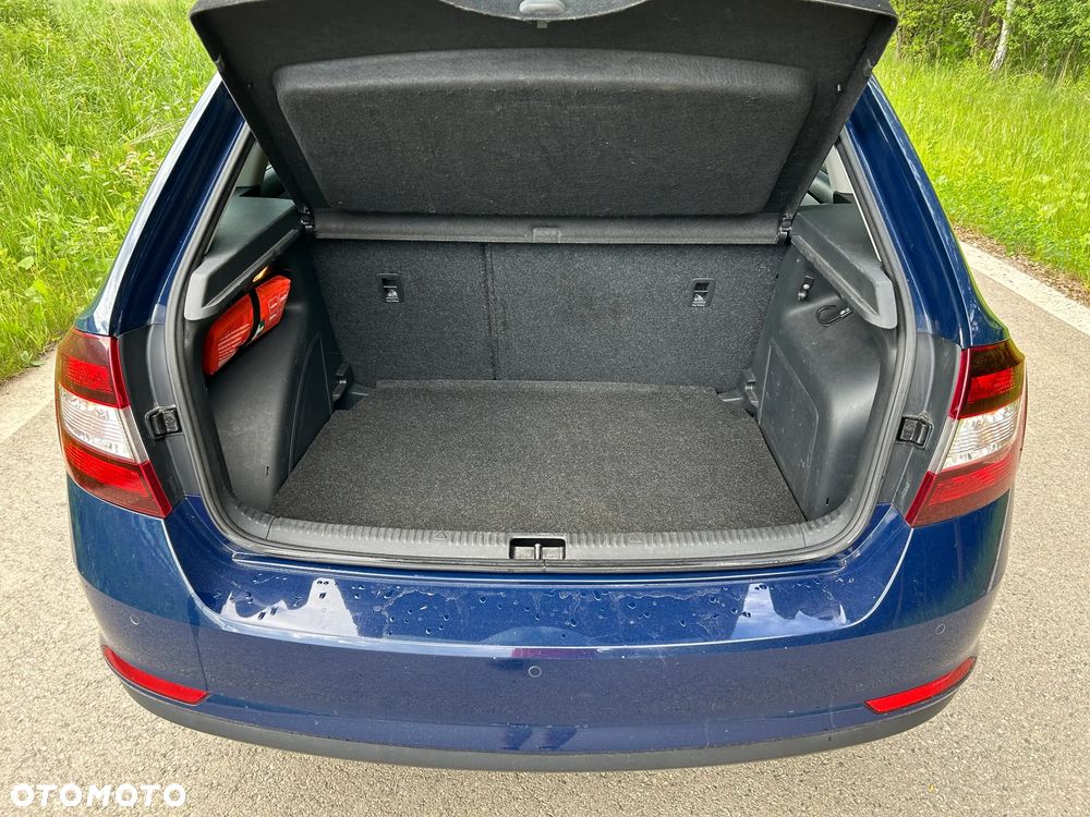Skoda RAPID 1.6 TDI DPF Ambition - 15