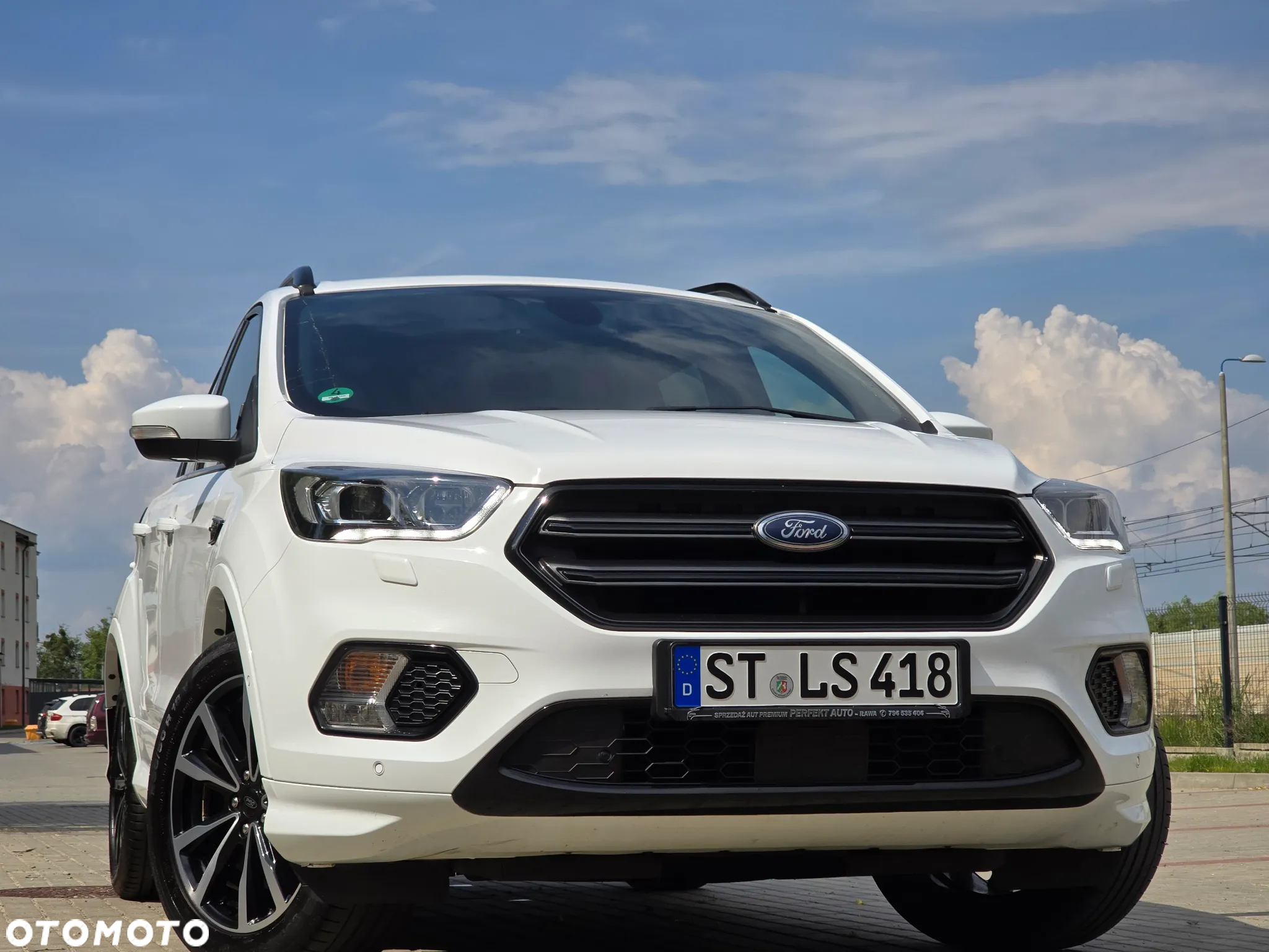 Ford Kuga 1.5 EcoBoost 2x4 ST-Line - 38
