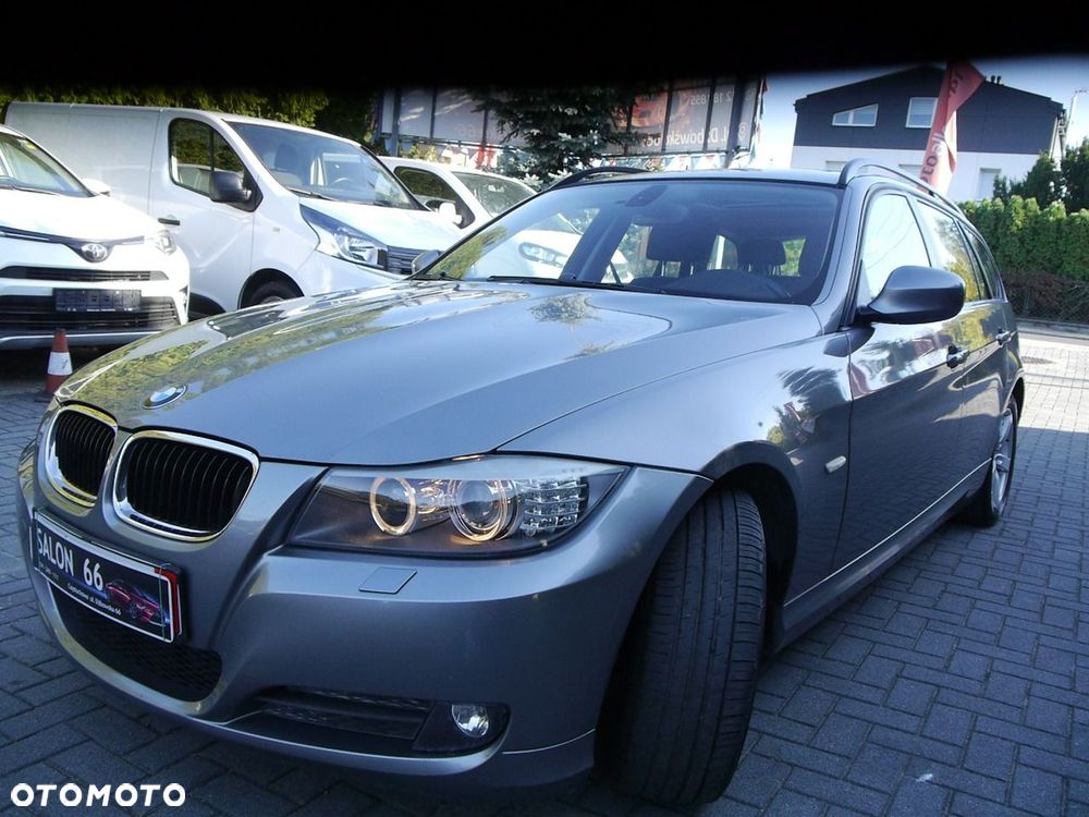 BMW Seria 3 318i Edition Sport - 8