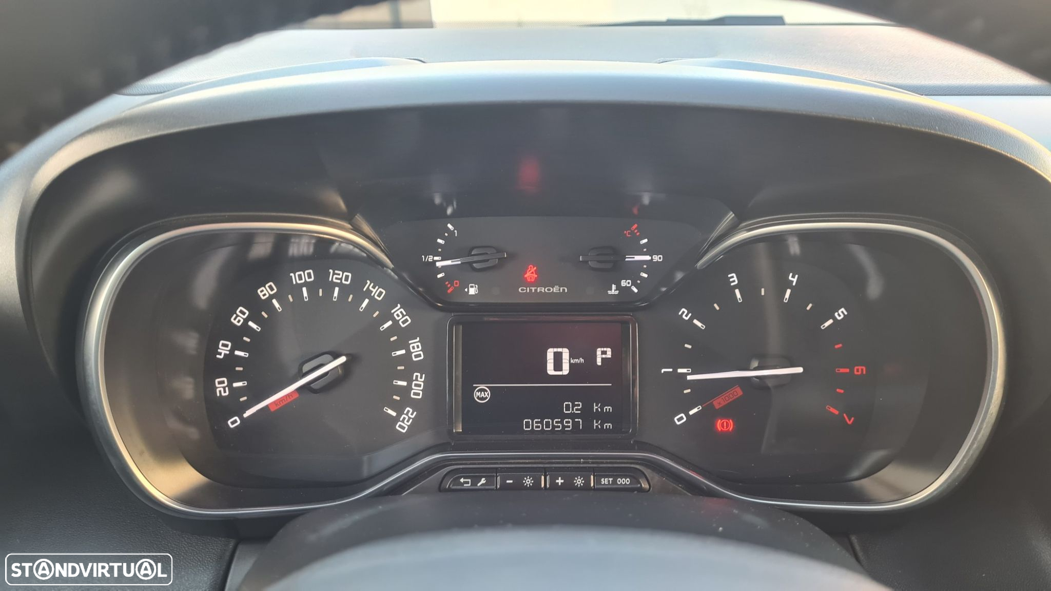 Citroën C3 Aircross 1.5 BlueHDi Shine EAT6 S&S - 18