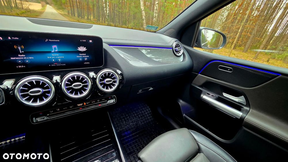 Mercedes-Benz Klasa B 180 d AMG Line 7G-DCT - 14