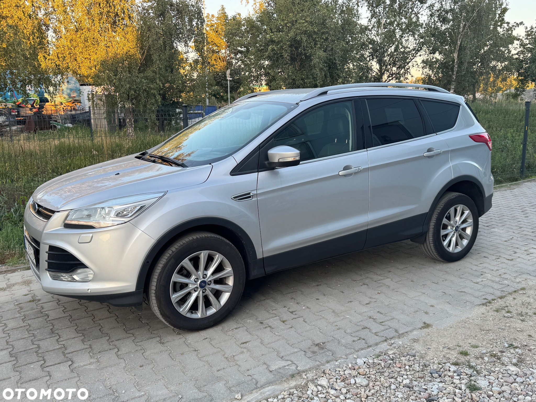 Ford Kuga 1.5 EcoBoost 4WD Titanium - 3