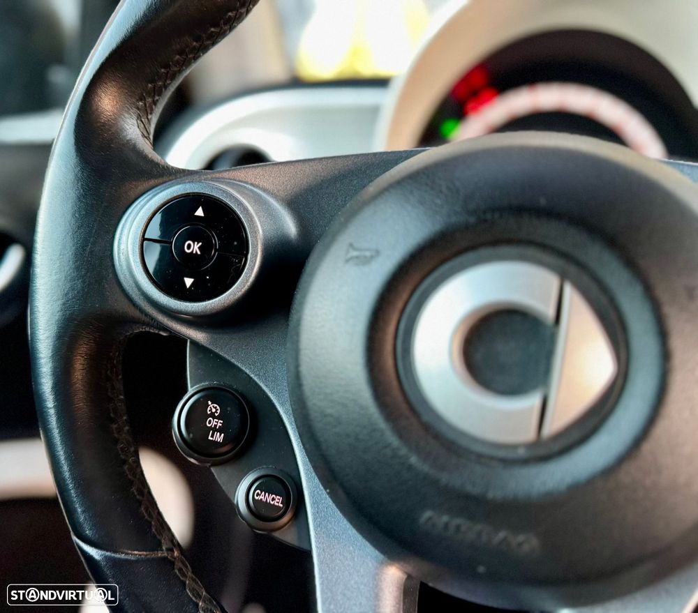 Smart ForTwo Coupé 1.0 Passion 71 - 21