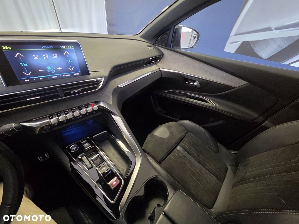 Peugeot 3008 1.6 PureTech Hybrid4 PHEV GT S&S EAT8 - 13