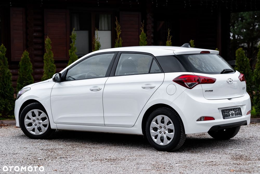 Hyundai i20 1.2 - 11