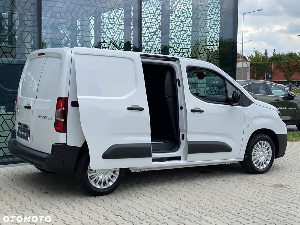 Toyota PROACE CITY - 23