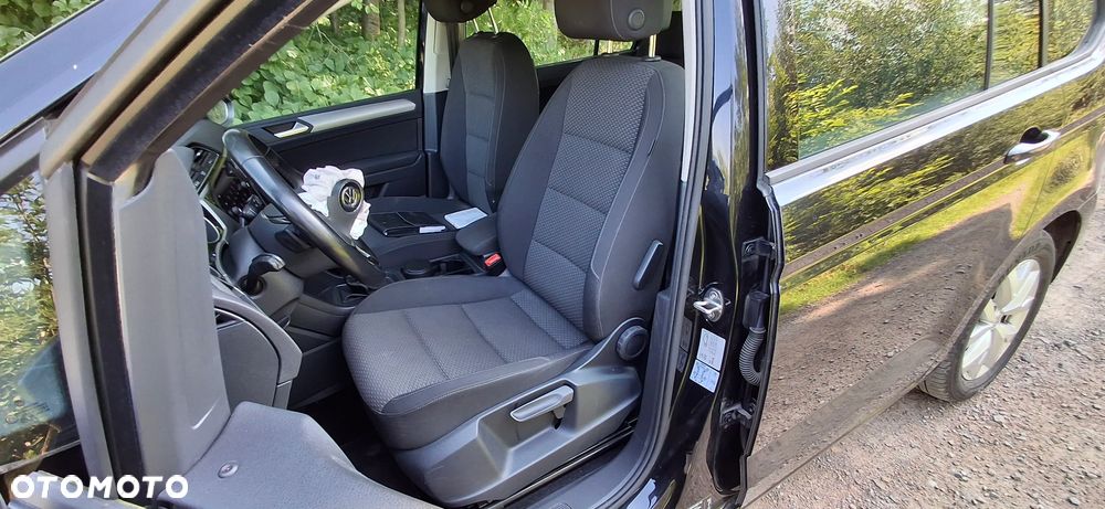 Volkswagen Touran 2.0 TDI SCR DSG Join - 11