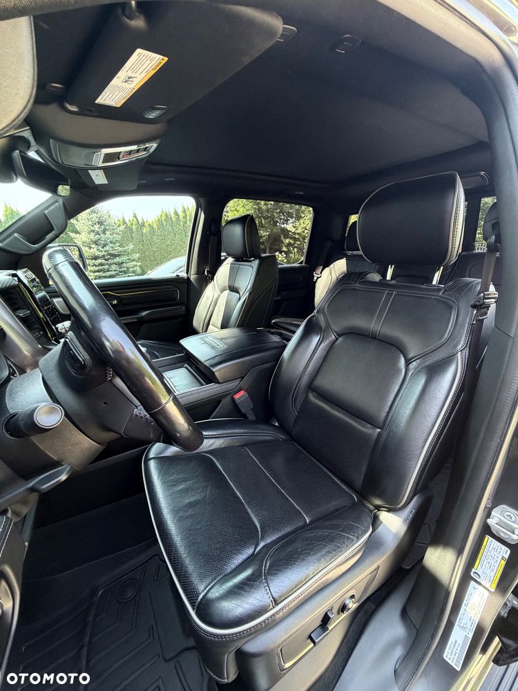 RAM 1500 5.7 Crew Cab Shortbed Limited Chrome - 25