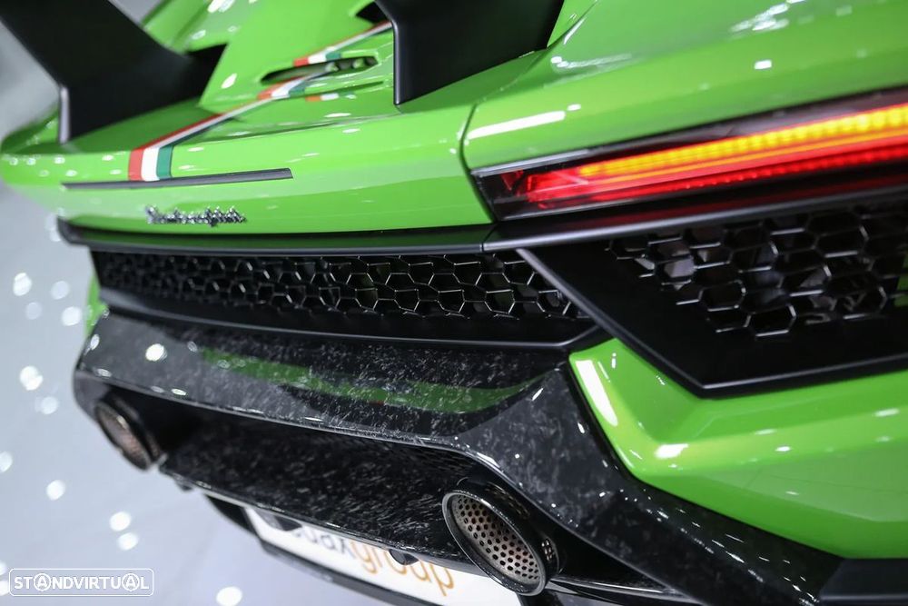 Lamborghini Huracán 5.2 V10 LP Performance - 9