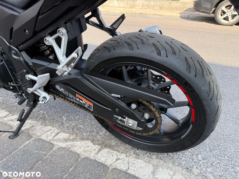 Honda CB - 30