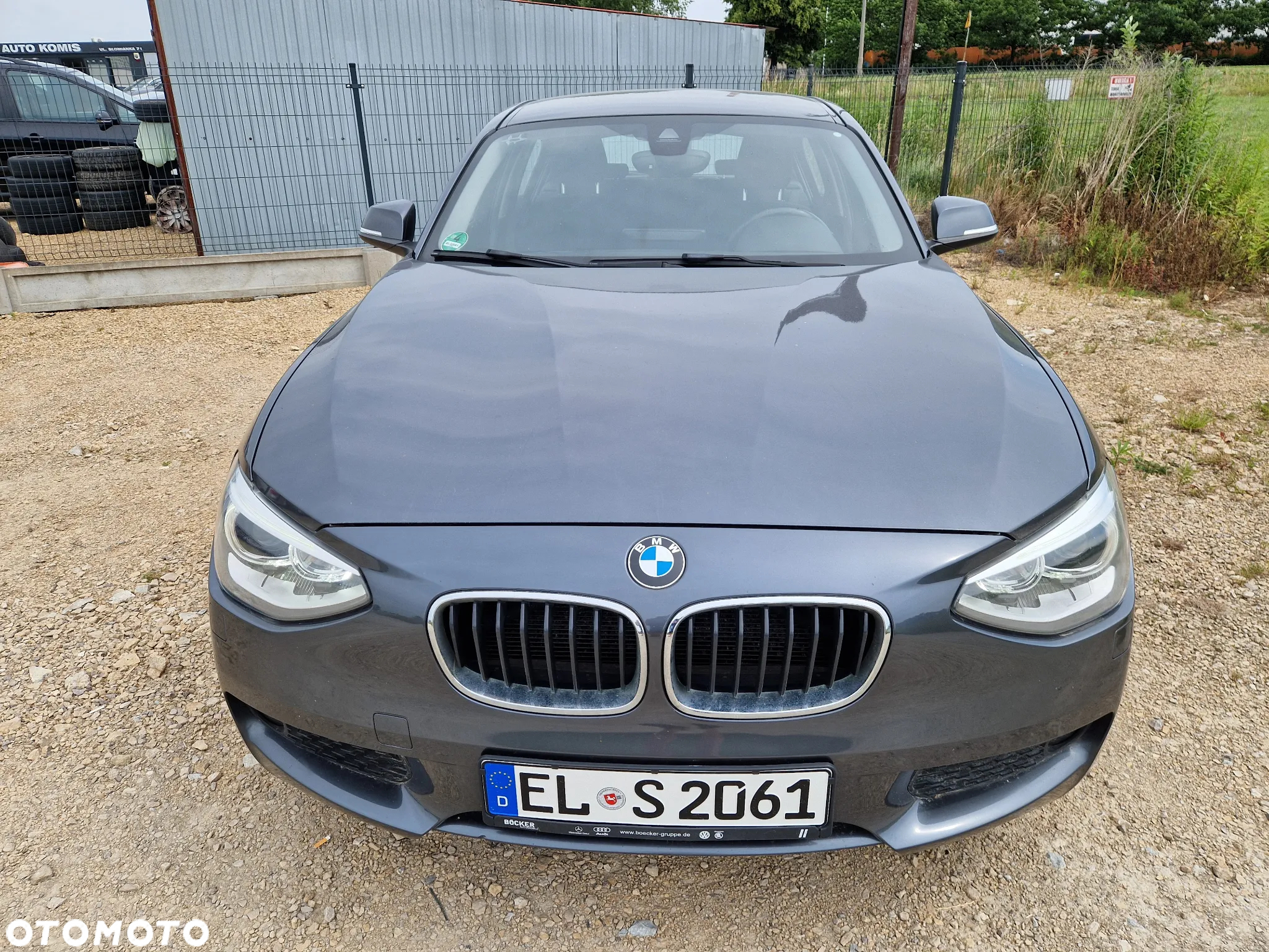 BMW Seria 1 118d Sport Line - 2