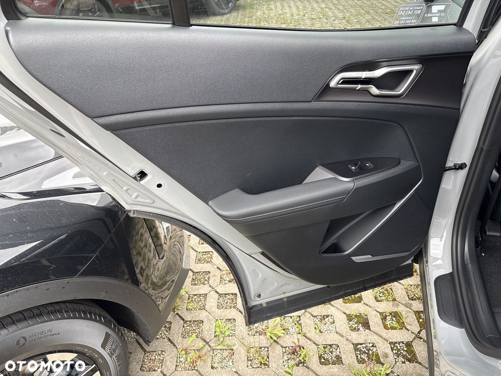 Kia Sportage 1.6 T-GDI L 2WD DCT - 12