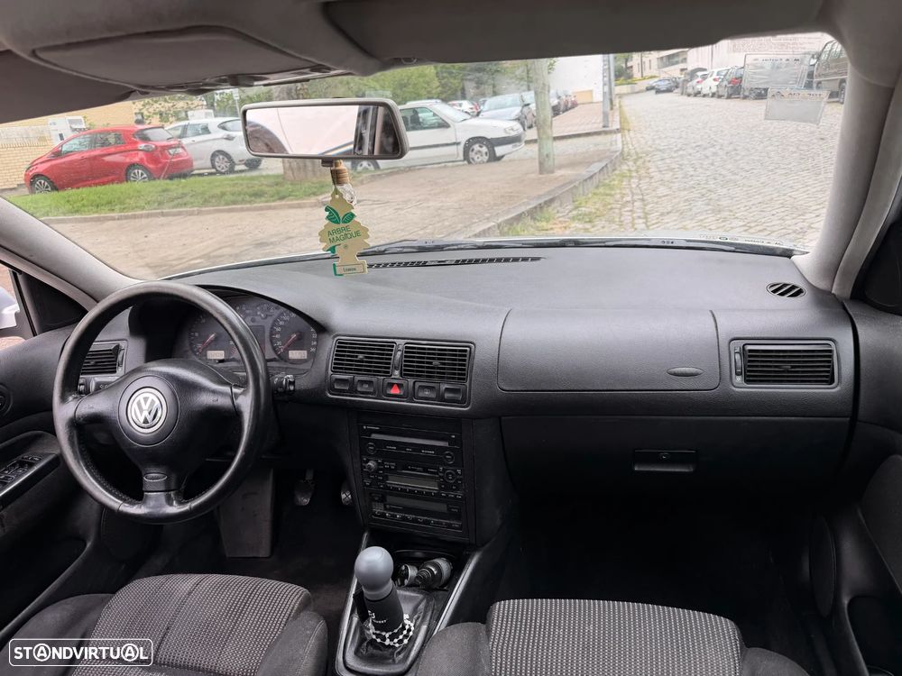 VW Golf 1.9 TDi Highline - 20