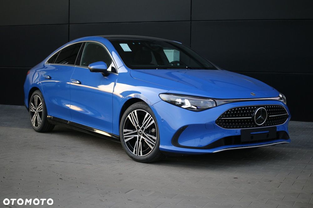 Mercedes-Benz CLA - 4