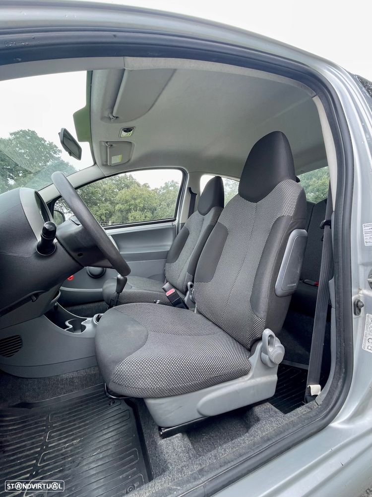 Toyota Aygo 1.0 + AC - 11