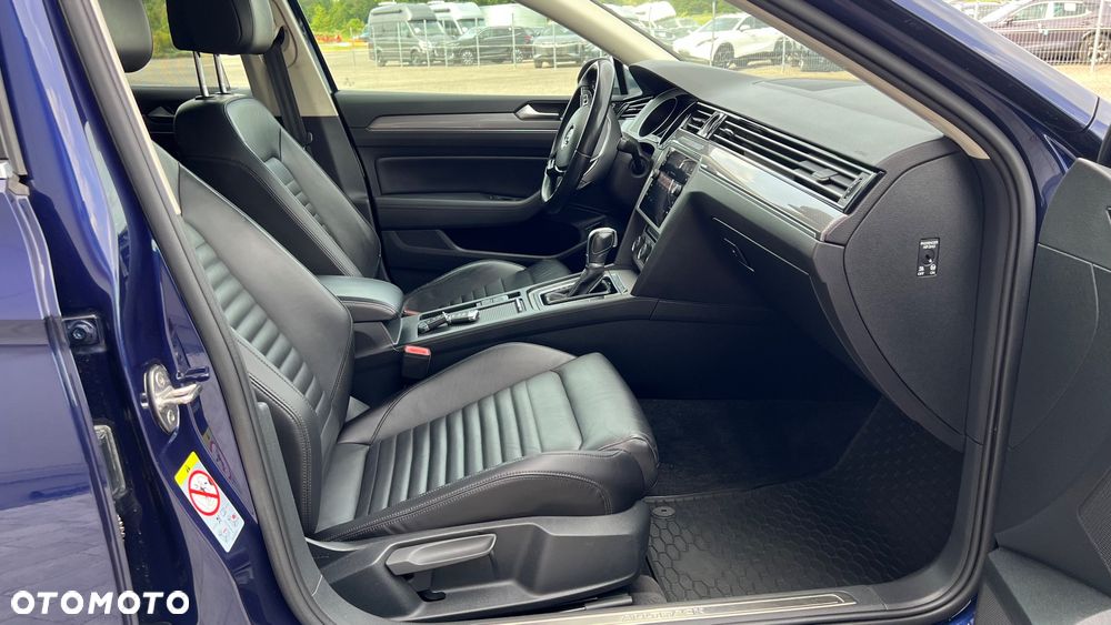 Volkswagen Passat Alltrack 2.0 TDI SCR 4Mot DSG - 13
