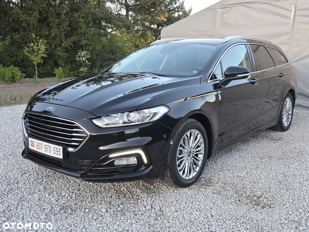 Ford Mondeo 2.0 Hybrid Titanium - 26