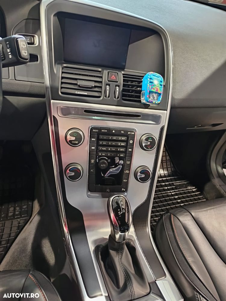 Volvo XC 60 D3 Aut. Ocean Race - 10