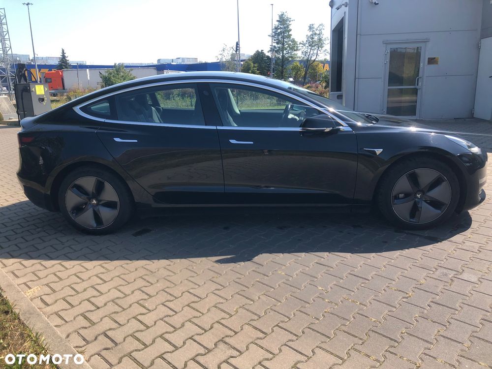 Tesla Model 3 Langstreckenbatterie Allradantrieb Dual Motor - 4