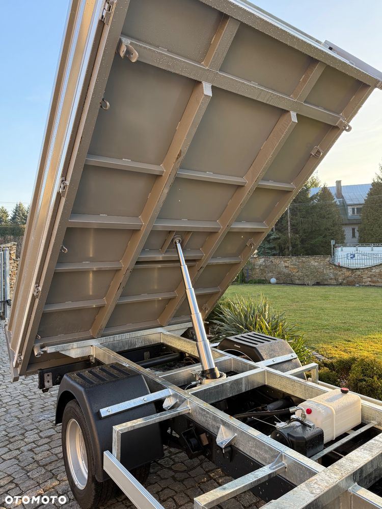 Iveco Daily 35C14 35C15 50C15 - 13