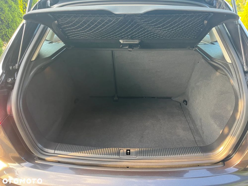 Audi A3 Sportback 1.6 TDI DPF Ambiente - 26