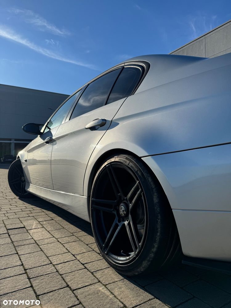 BMW Seria 3 320d - 3